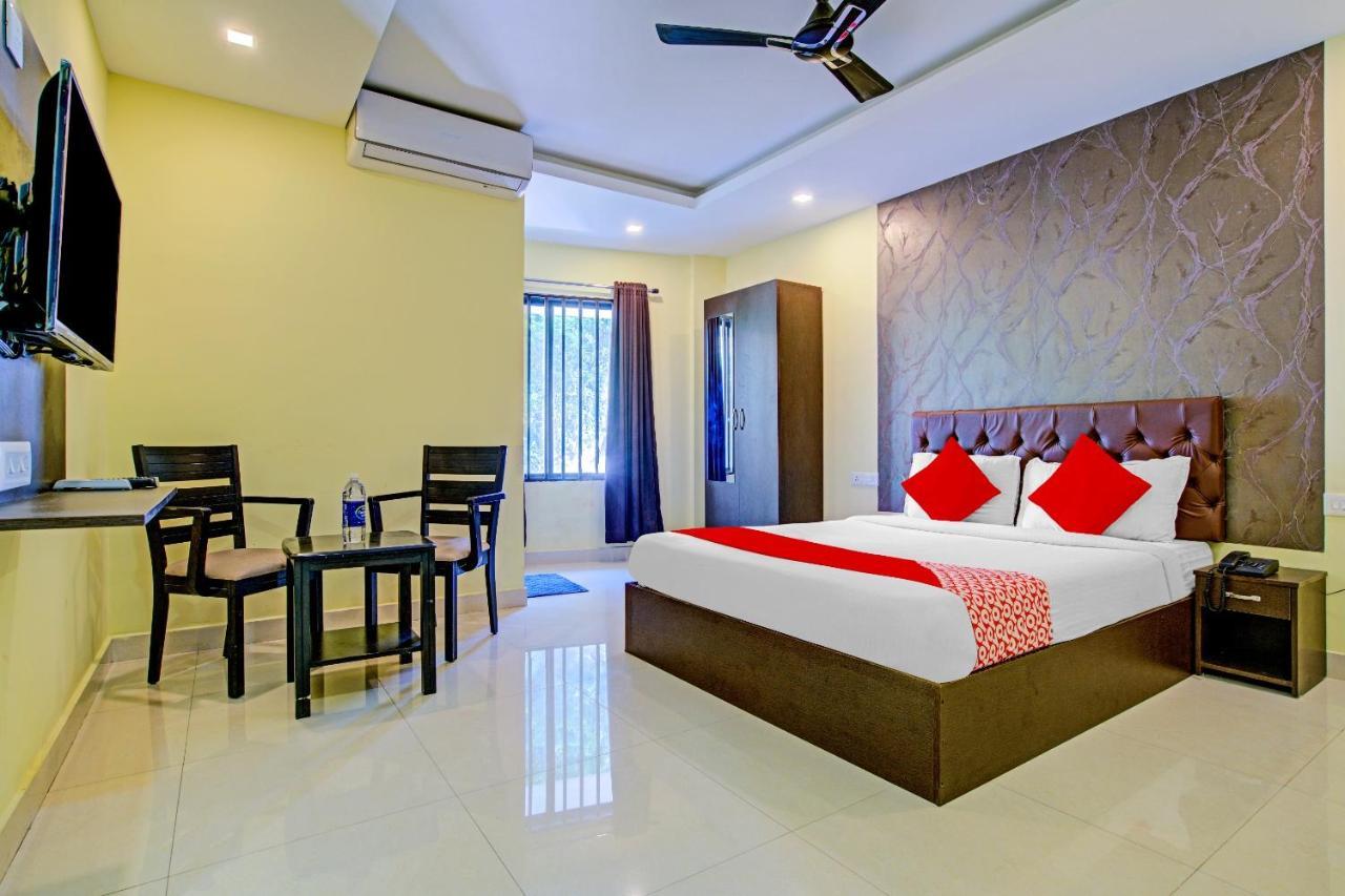 Oyo Flagship 77876 Amigo Suites Kochi Buitenkant foto
